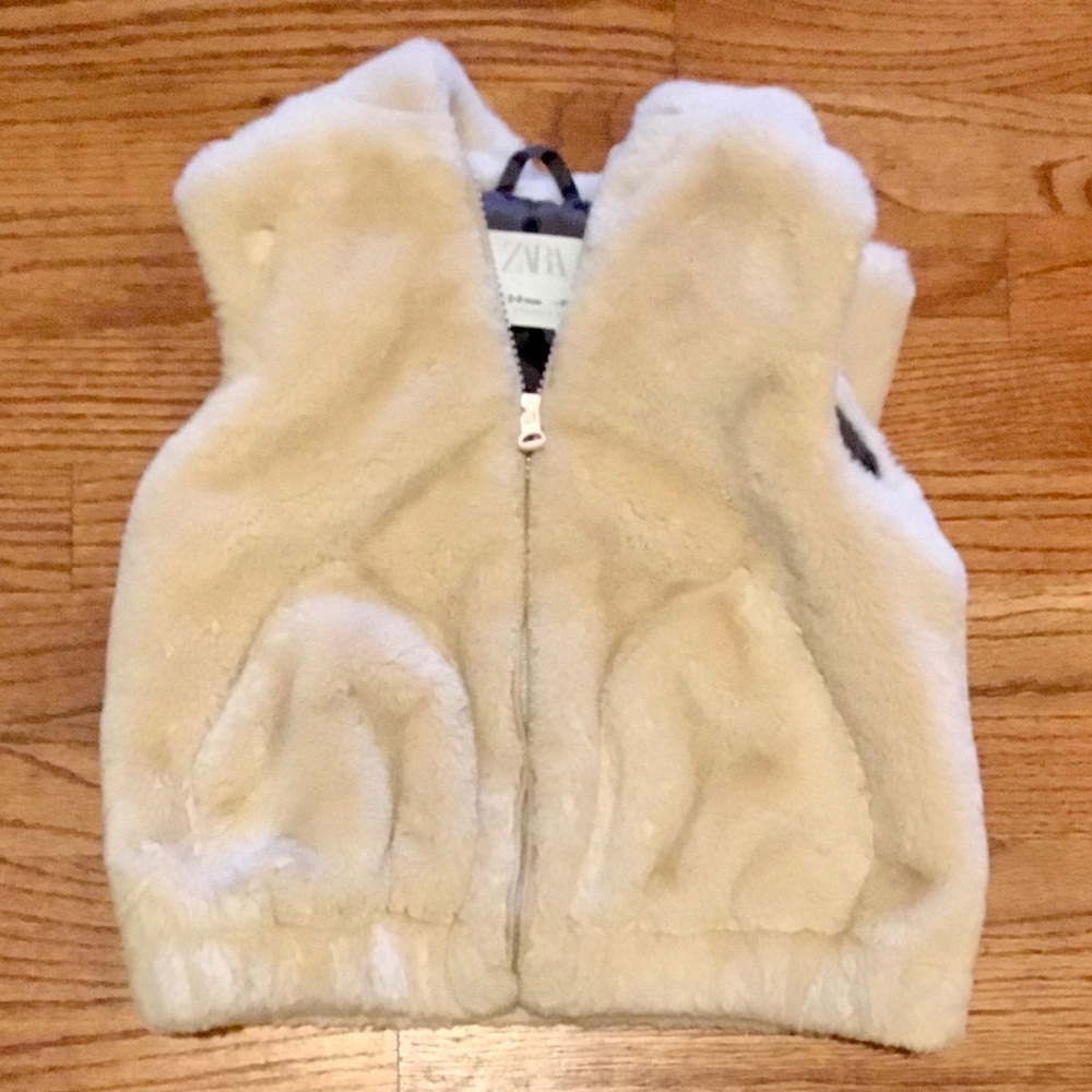 Zara kids Cream Faux Fur fleece hooded Vest for 2-3 years of age - Picture 1 of 5